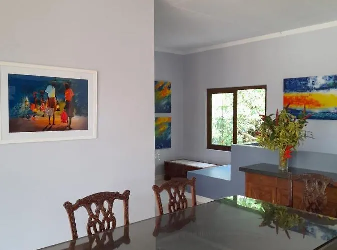 Bay View Apartment
