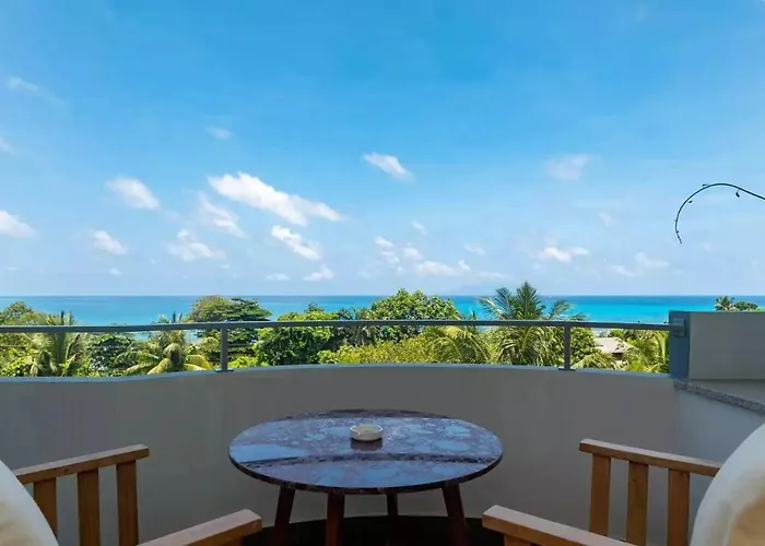 Apartment Bay View Anse Boileau