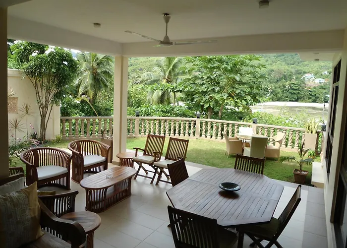 Bay View Apartment Anse Boileau