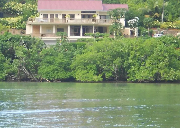 Bay View Apartment