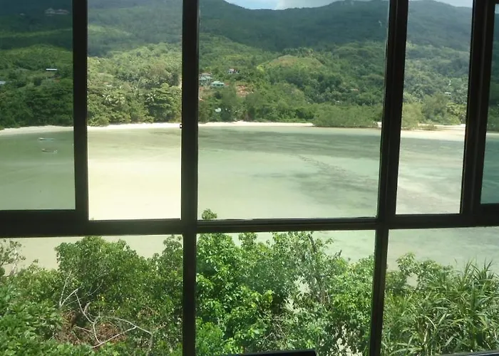 Apartment Bay View Anse Boileau