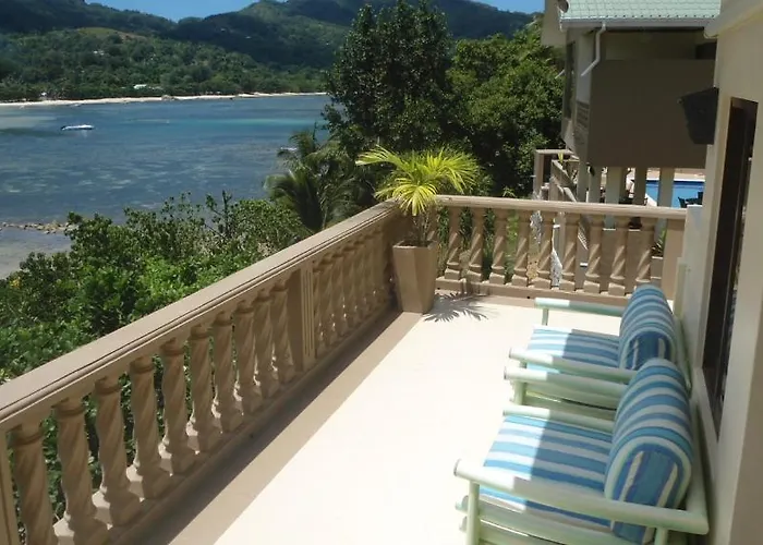 Bay View Apartment Anse Boileau